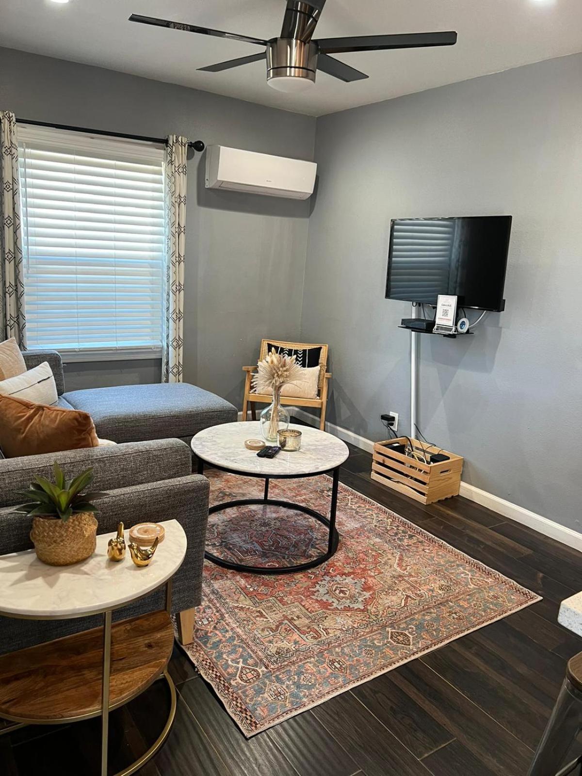Apartment Located In Historic District Mins To Downtown, Beaches & Convention Center Long Beach Dış mekan fotoğraf
